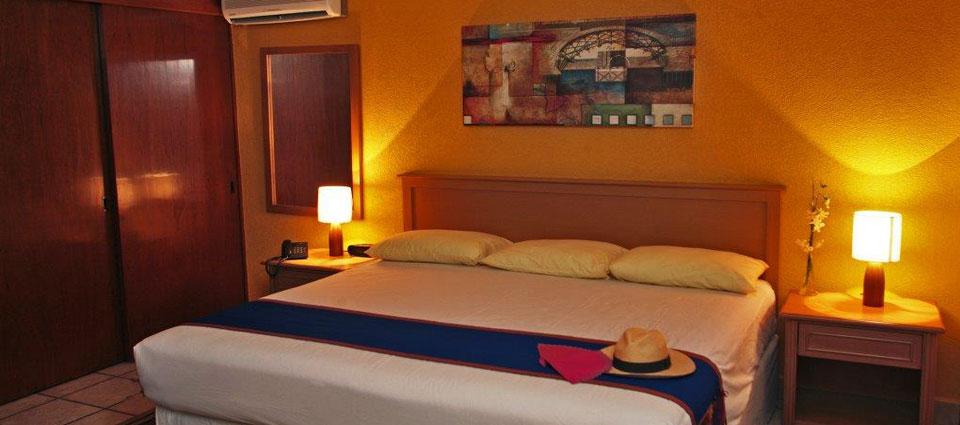 Sunrock Hotel & Suites Cabo San Lucas Exterior photo