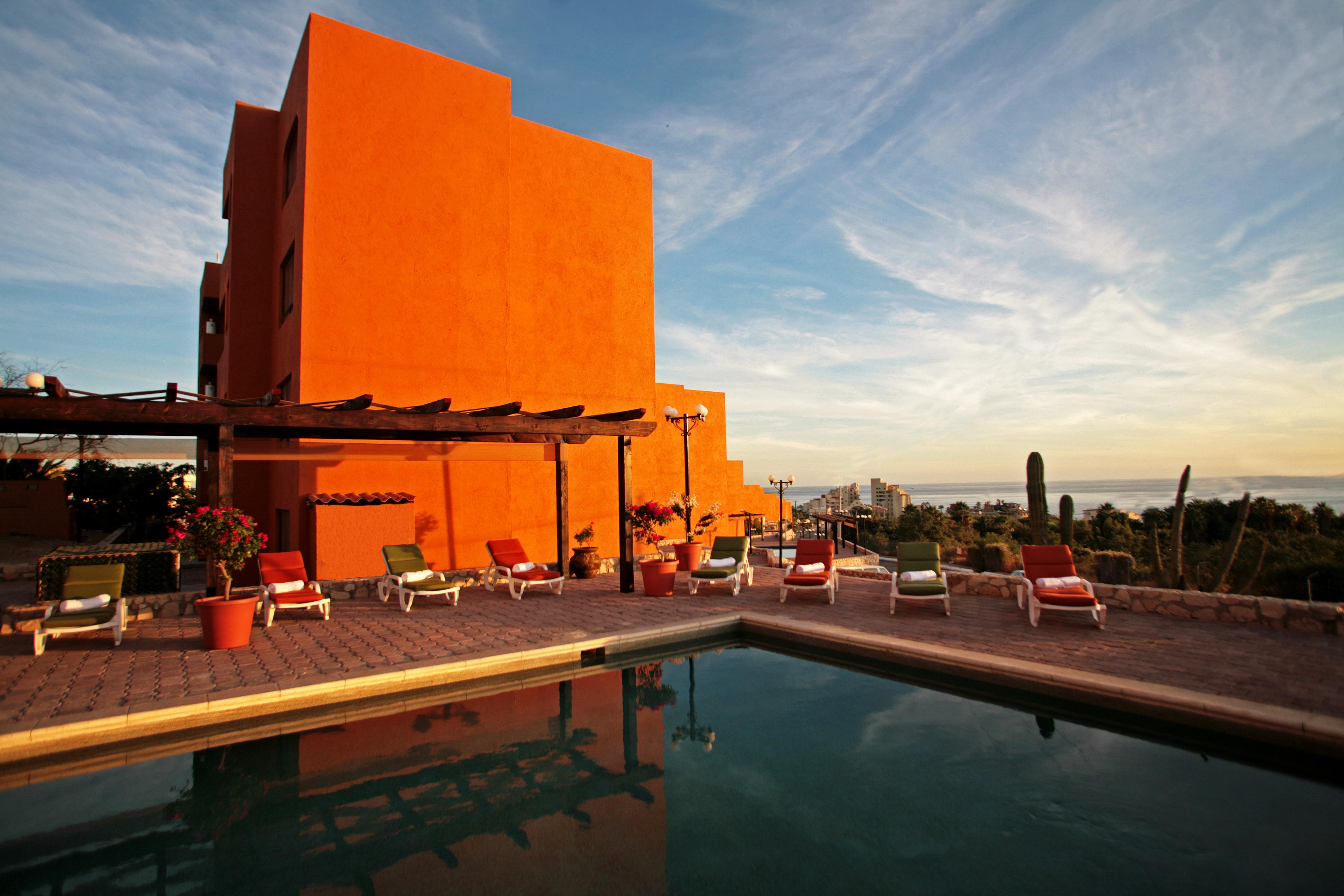 Sunrock Hotel & Suites Cabo San Lucas Exterior photo