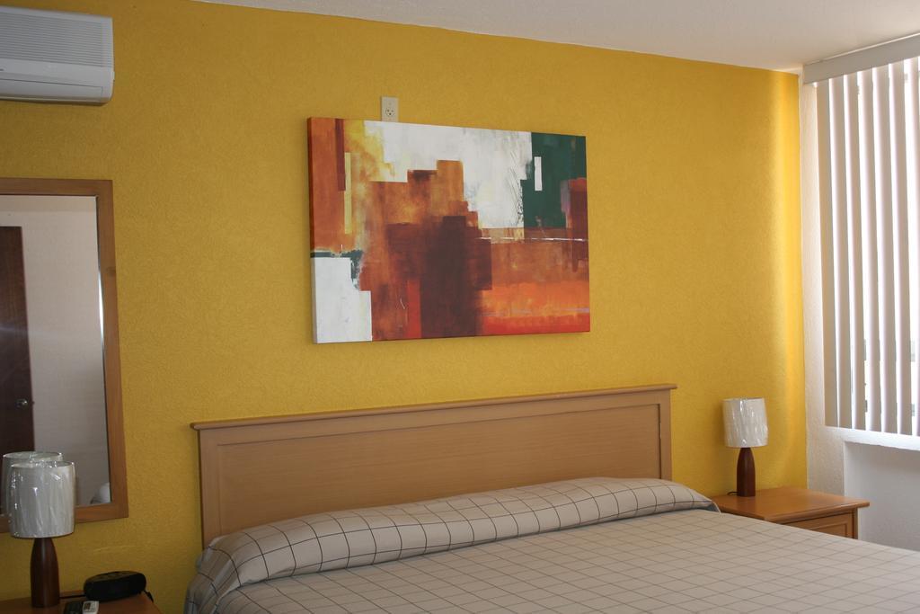 Sunrock Hotel & Suites Cabo San Lucas Exterior photo